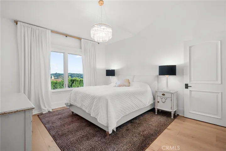 23477 Park Colombo, Calabasas, California 91302
