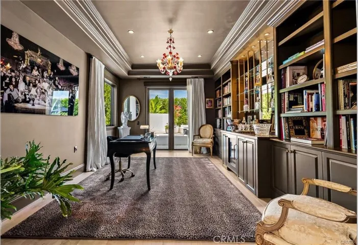 23477 Park Colombo, Calabasas, California 91302