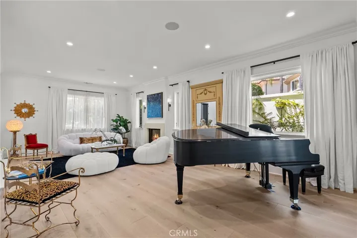 23477 Park Colombo, Calabasas, California 91302