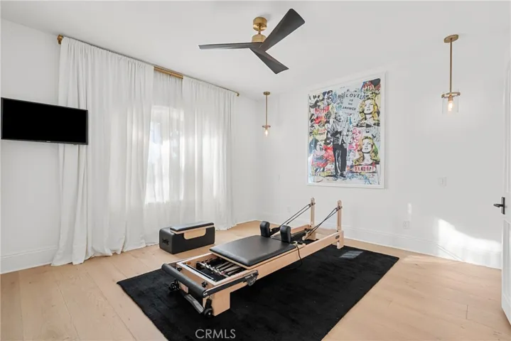 23477 Park Colombo, Calabasas, California 91302