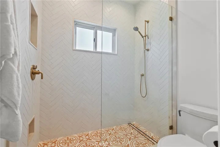 23477 Park Colombo, Calabasas, California 91302
