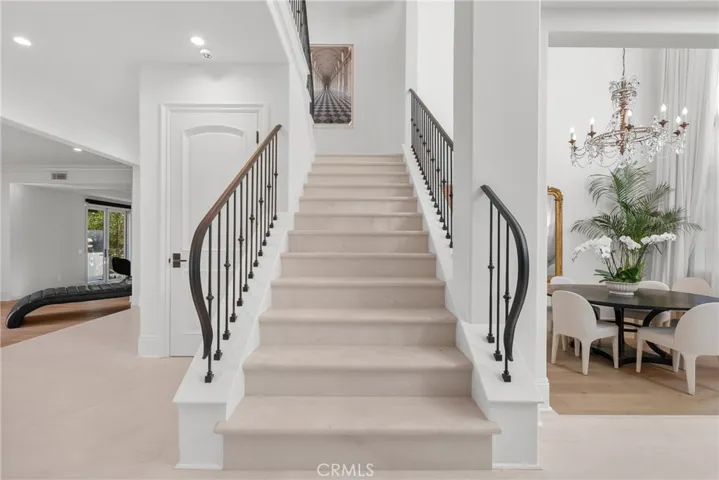23477 Park Colombo, Calabasas, California 91302