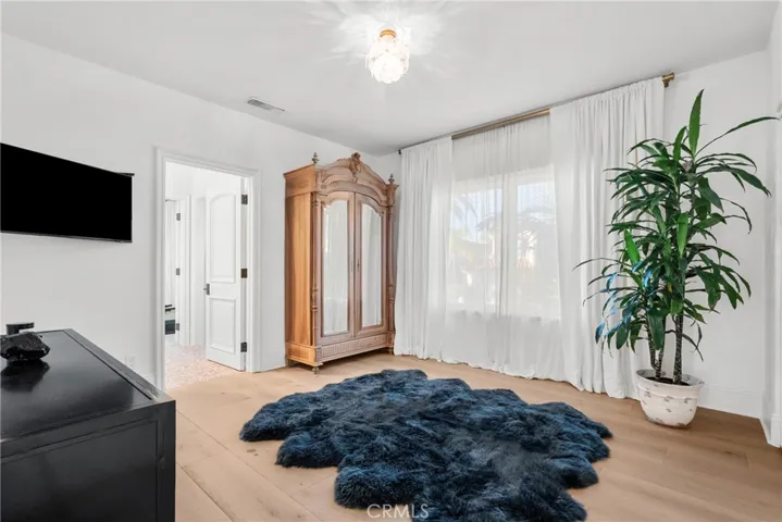 23477 Park Colombo, Calabasas, California 91302