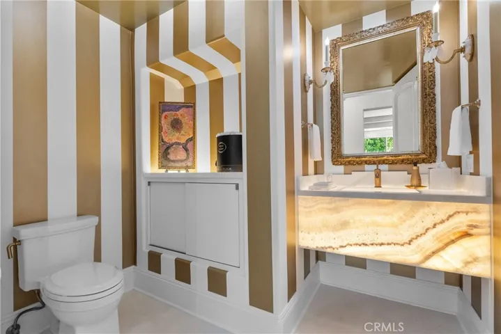 23477 Park Colombo, Calabasas, California 91302