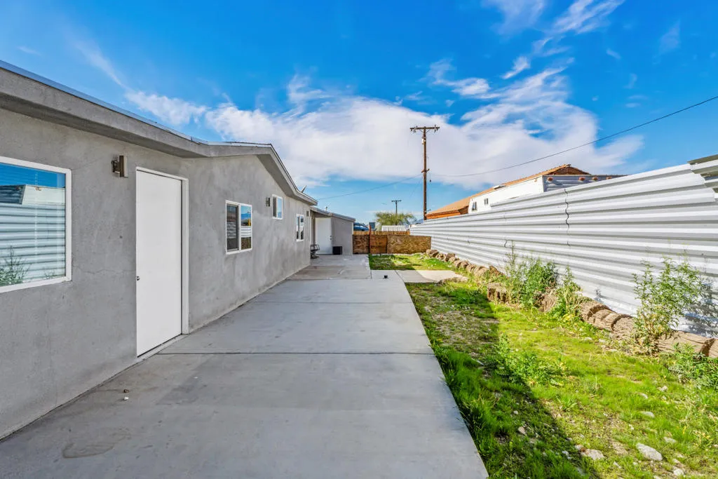 71362 Aurora Road, Desert Hot Springs, California 92241 home-pic-37