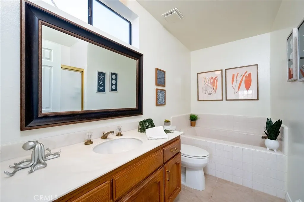 16938 Kawai Court, Fountain Valley, California 92708 home-pic-17