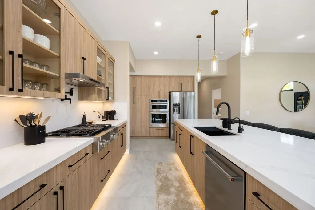 54-web-or-mls-WL_Guaymas_0325_OPMG_054