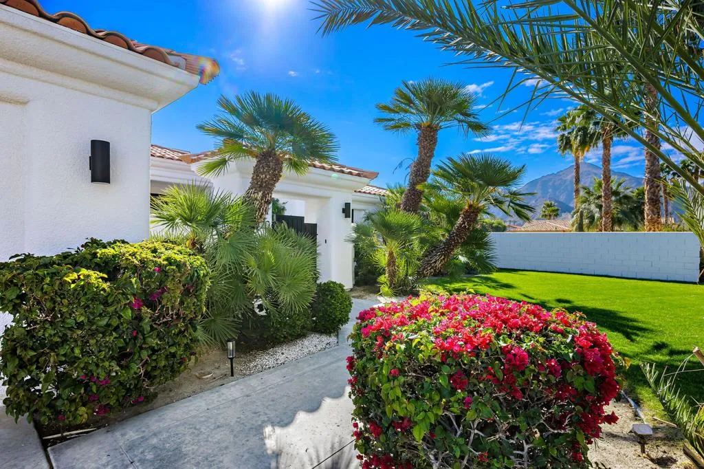 14-web-or-mls-WL_Guaymas_0325_OPMG_014