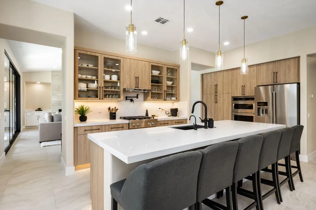 53-web-or-mls-WL_Guaymas_0325_OPMG_053