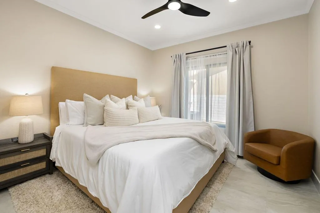 58-web-or-mls-WL_Guaymas_0325_OPMG_058