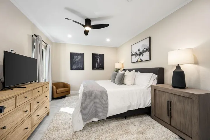 61-web-or-mls-WL_Guaymas_0325_OPMG_061