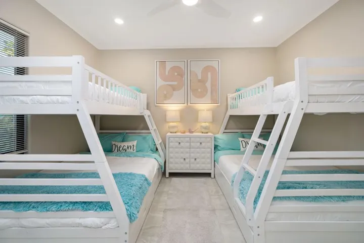 63-web-or-mls-WL_Guaymas_0325_OPMG_063