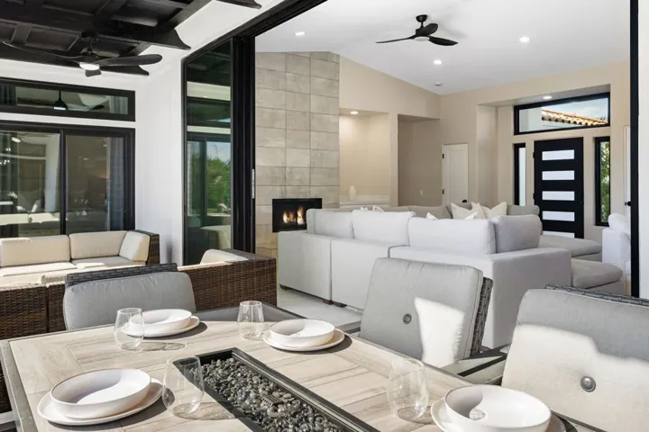 41-web-or-mls-WL_Guaymas_0325_OPMG_041