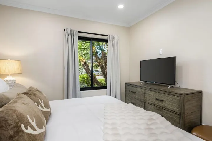 65-web-or-mls-WL_Guaymas_0325_OPMG_065