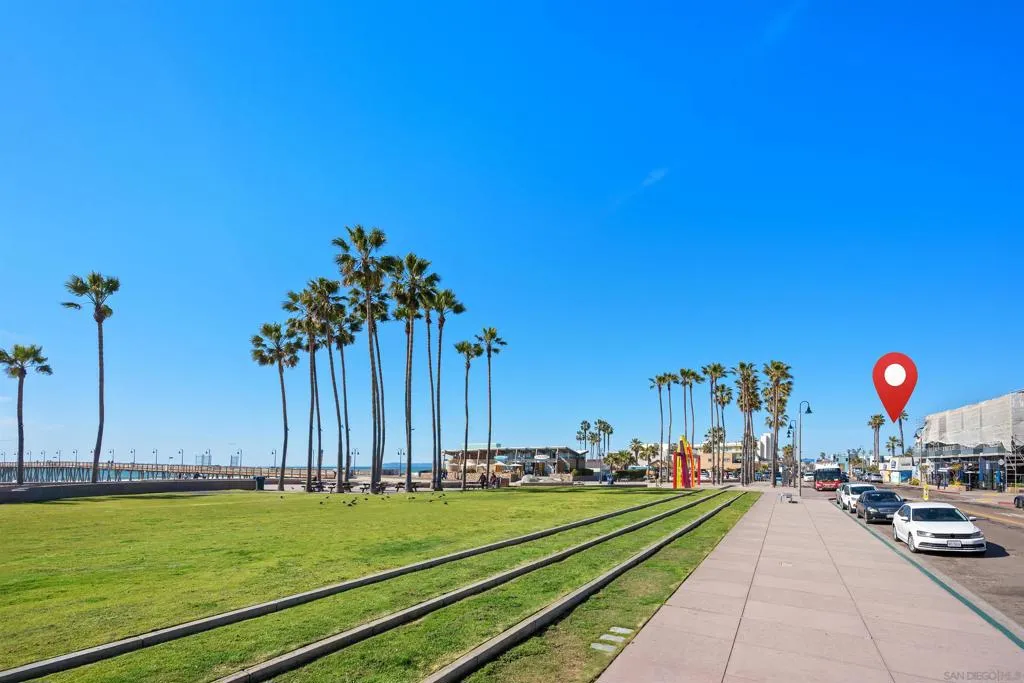 911 Seacoast Drive, Imperial Beach, California 91932 home-pic-23