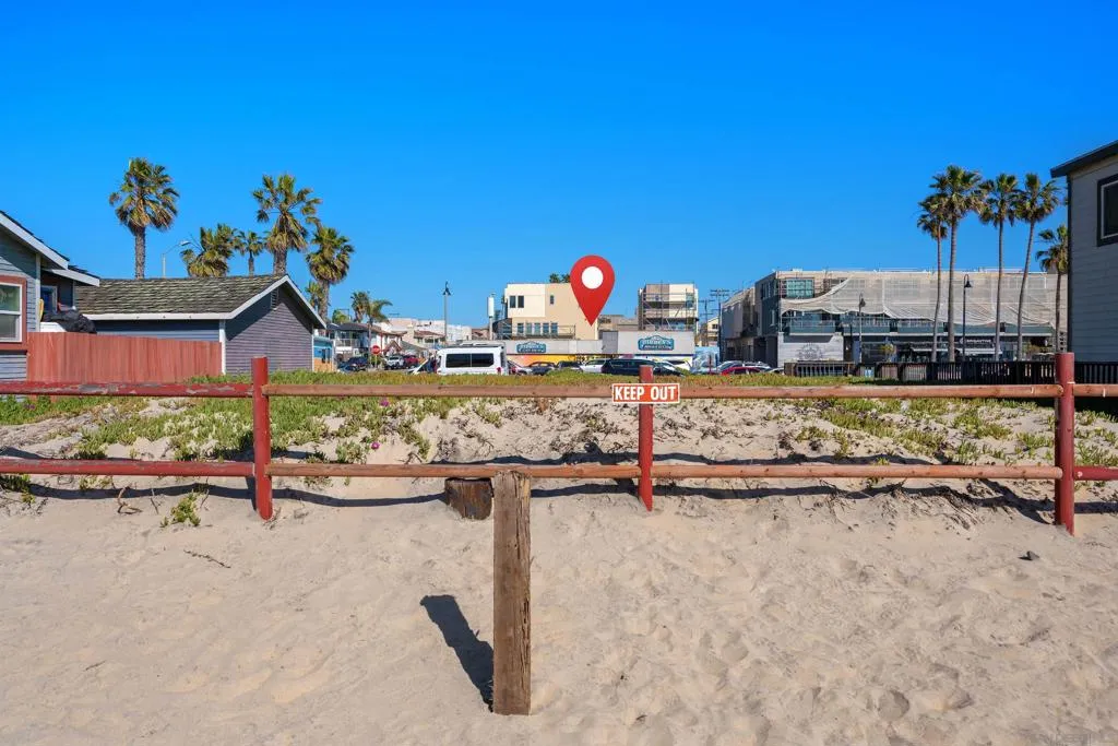 911 Seacoast Drive, Imperial Beach, California 91932 home-pic-3