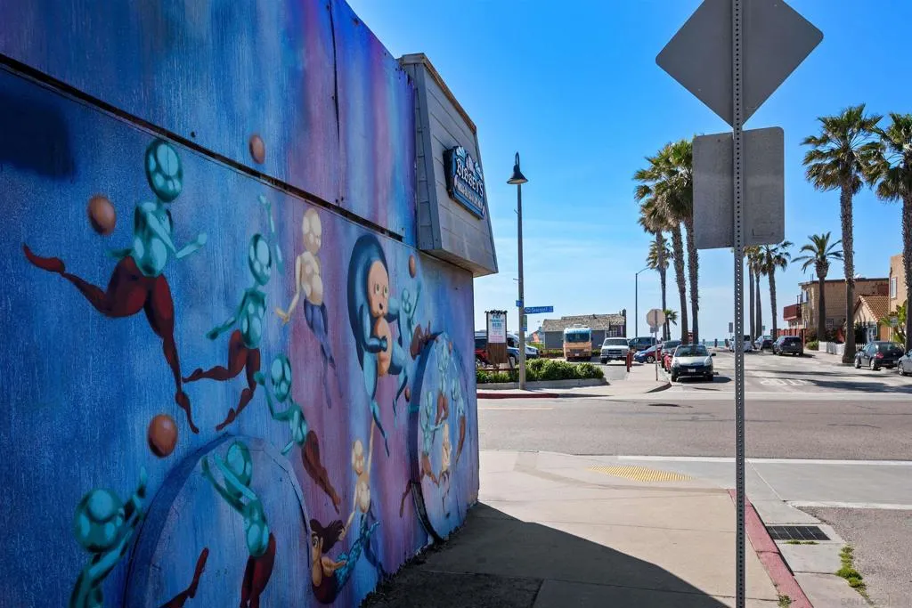 911 Seacoast Drive, Imperial Beach, California 91932 home-pic-7