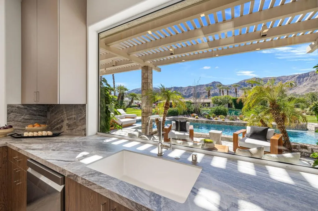 9 Regency Drive, Rancho Mirage, California 92270 home-pic-21