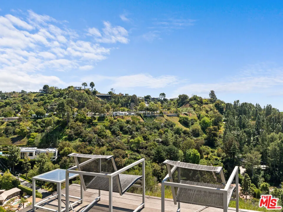 Backyard viewing terrace