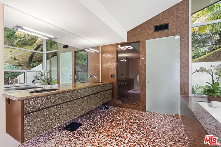 Primary ensuite bathroom