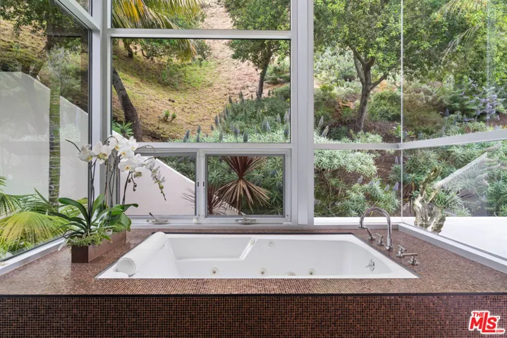Primary ensuite bathroom