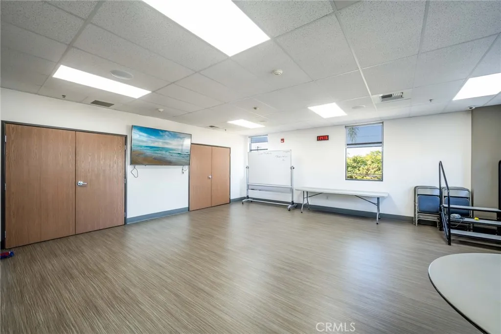 1981 Mckinney Way 14k, Seal Beach, California 90740 home-pic-42