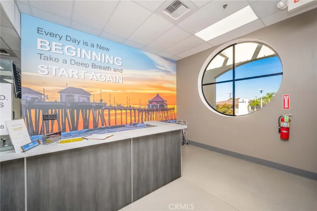 1981 Mckinney Way 14k, Seal Beach, California 90740 home-pic-43
