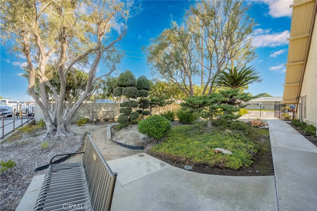 1981 Mckinney Way 14k, Seal Beach, California 90740 home-pic-48