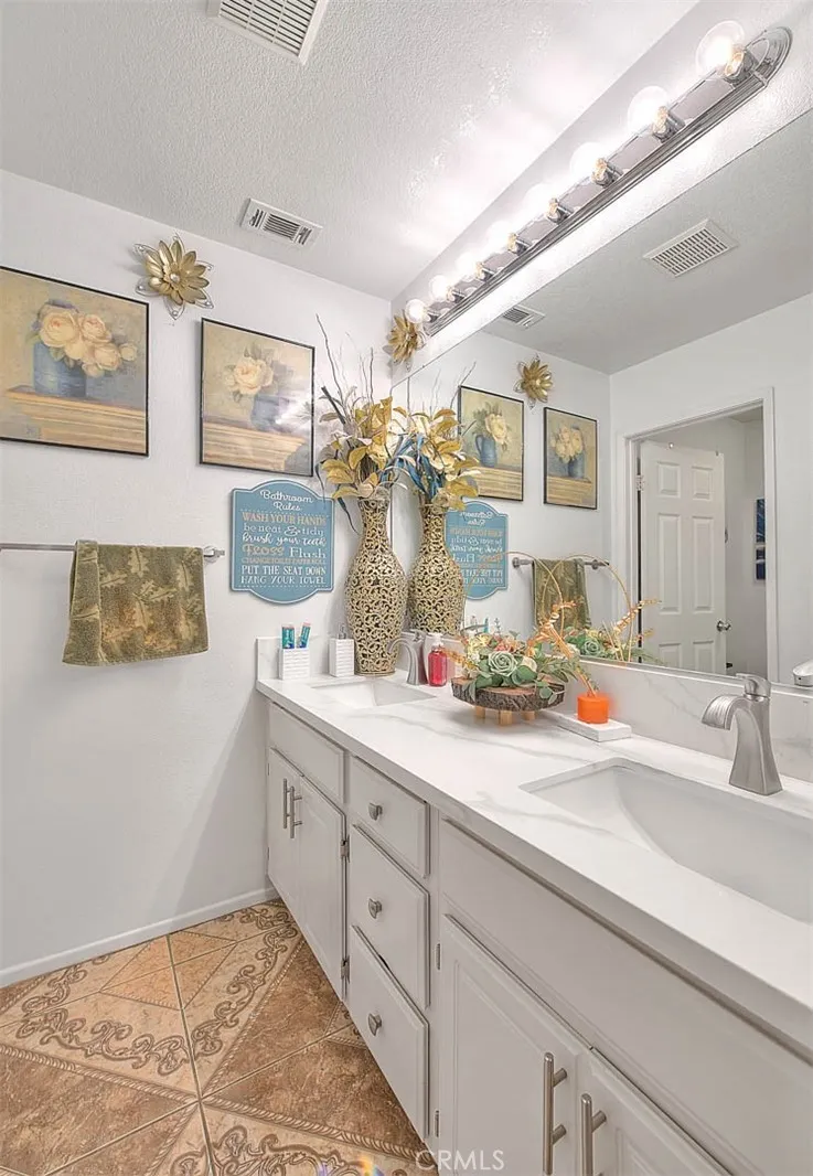 467 La Boca, San Jacinto, California 92582 home-pic-30