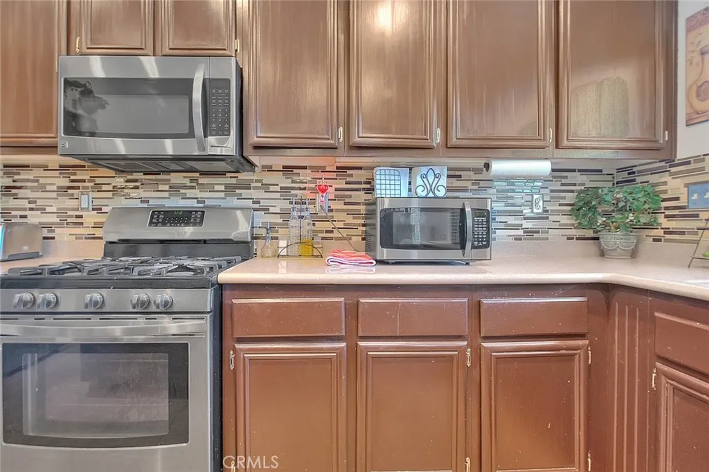 467 La Boca, San Jacinto, California 92582 home-pic-14