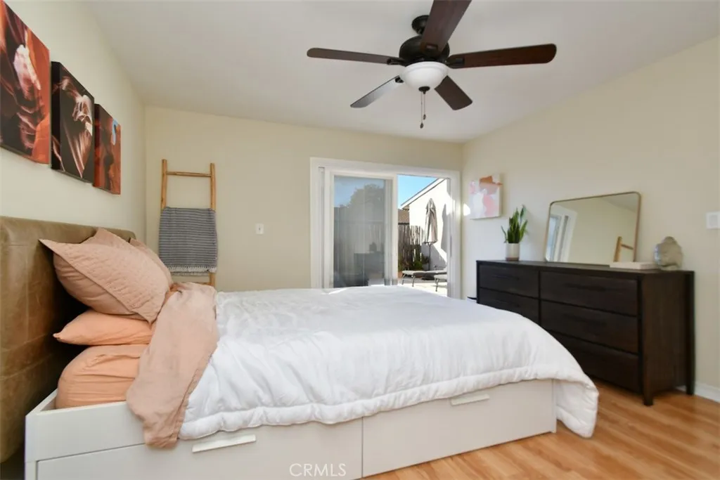 805 E Acacia Avenue F, Glendale, California 91205 home-pic-14