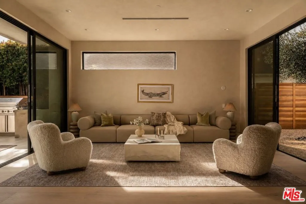 gallery-image 3