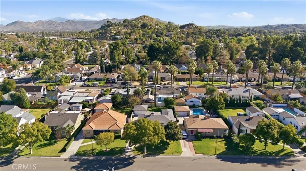 6044 Elenor Street, Riverside, California 92506 home-pic-47