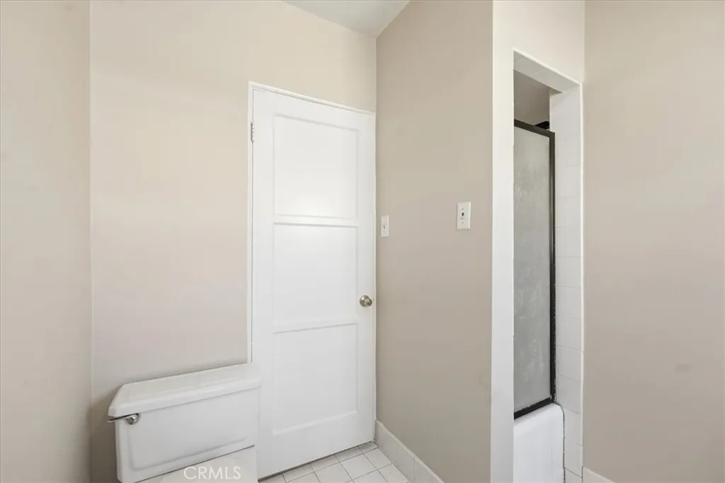 6044 Elenor Street, Riverside, California 92506 home-pic-24