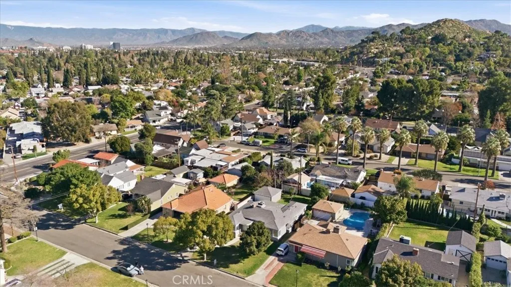 6044 Elenor Street, Riverside, California 92506 home-pic-48