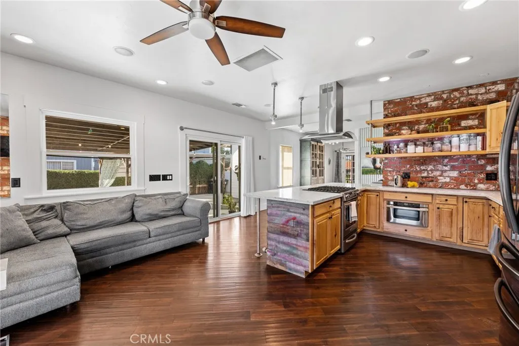 1029 W Palm, Redlands, California 92373 home-pic-12
