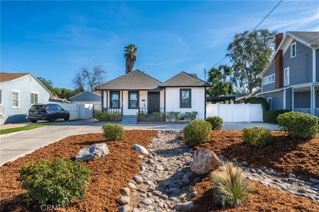 1029 W Palm, Redlands, California 92373 home-pic-2