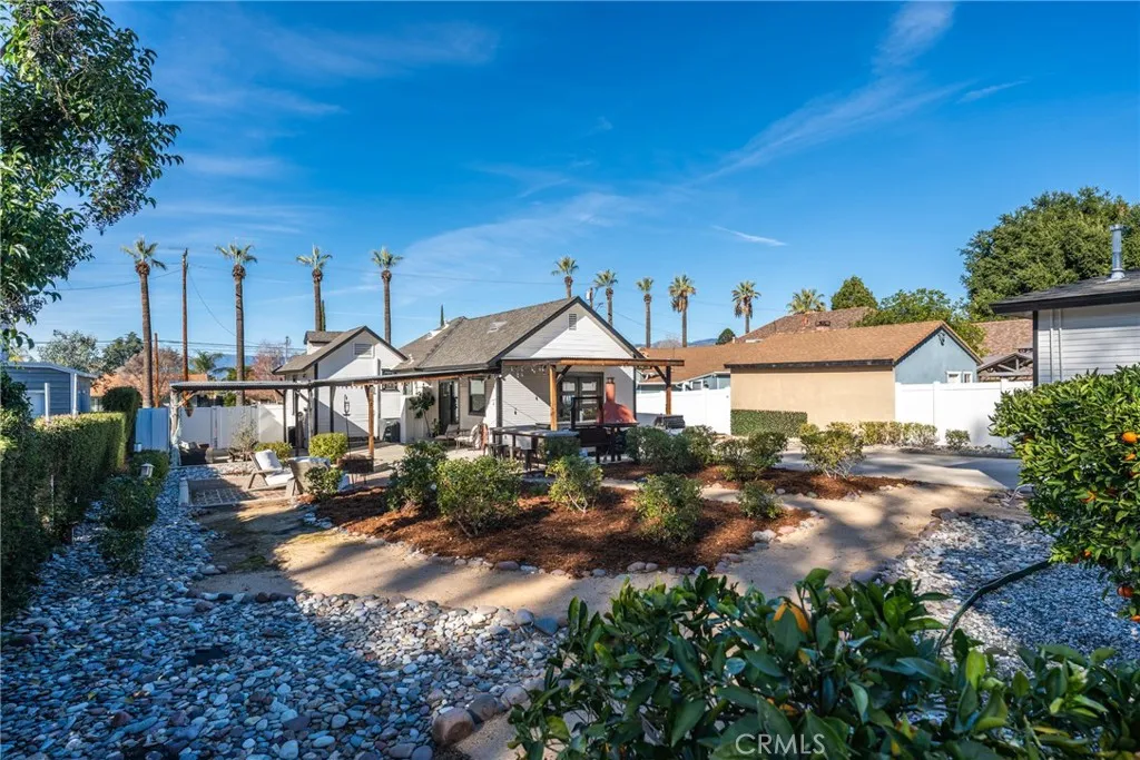 1029 W Palm, Redlands, California 92373 home-pic-36