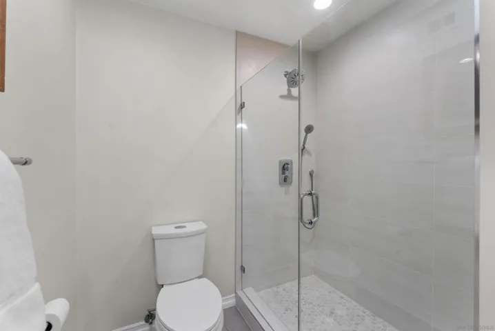 5208 Caminito Solitario, San Diego, California 92108