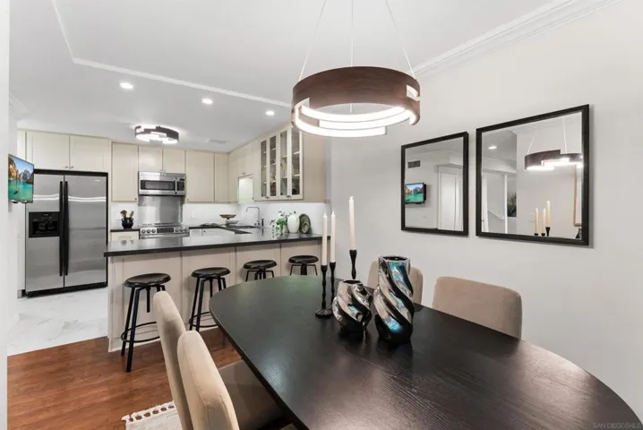5208 Caminito Solitario, San Diego, California 92108