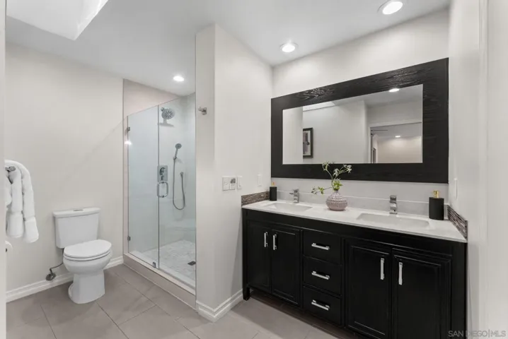 5208 Caminito Solitario, San Diego, California 92108