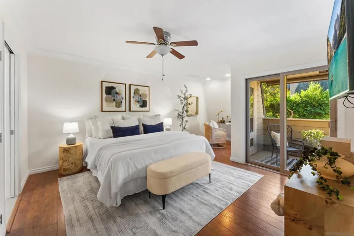 5208 Caminito Solitario, San Diego, California 92108