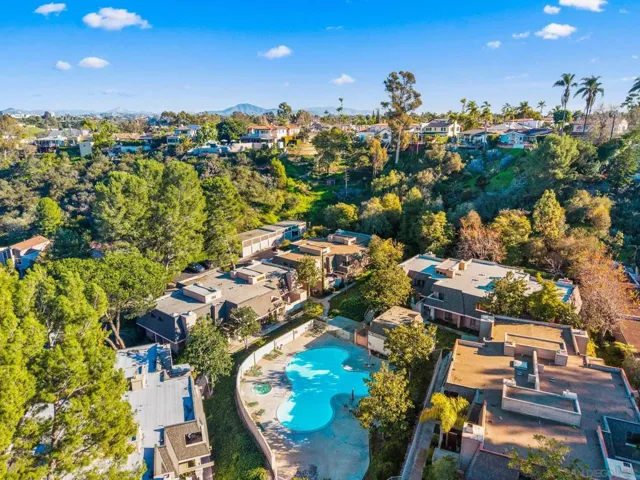 5208 Caminito Solitario, San Diego, California 92108