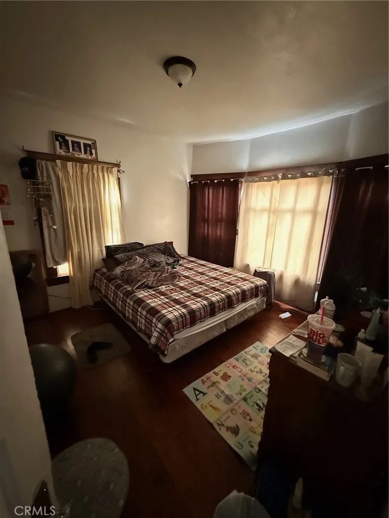 240 E Kingsley, Pomona, California 91767 home-pic-3