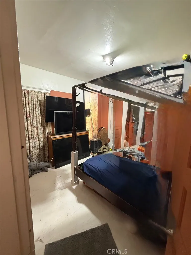 240 E Kingsley, Pomona, California 91767 home-pic-12