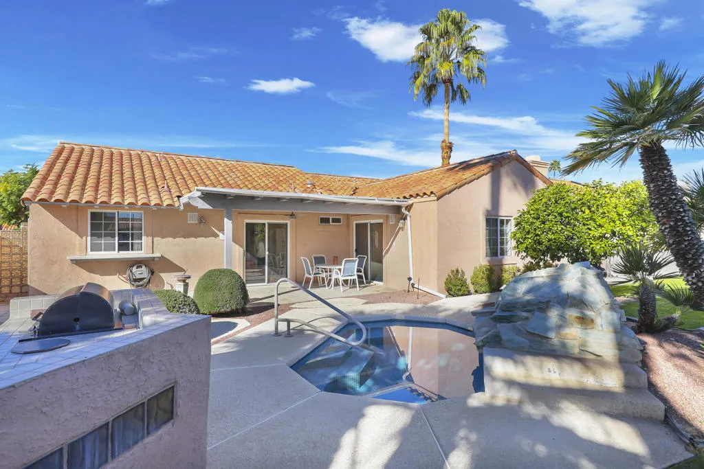 56554 Avenida Del Sol, Cathedral City, California 92234 home-pic-27