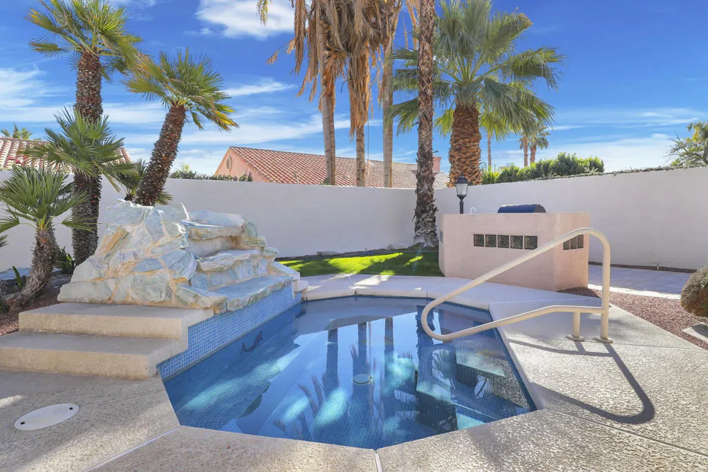 56554 Avenida Del Sol, Cathedral City, California 92234 home-pic-35