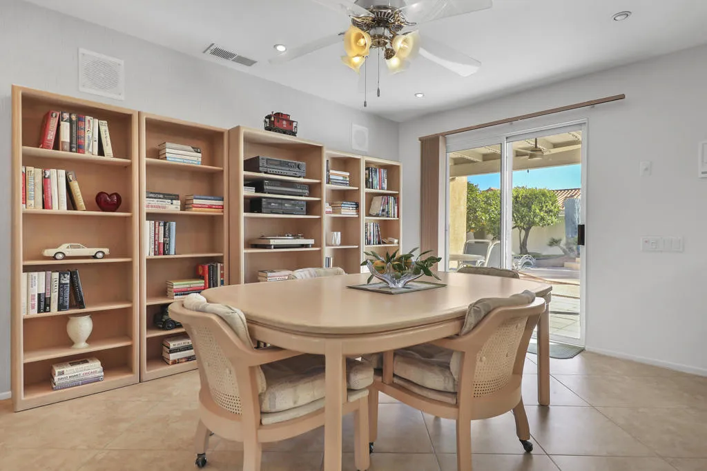 56554 Avenida Del Sol, Cathedral City, California 92234 home-pic-13