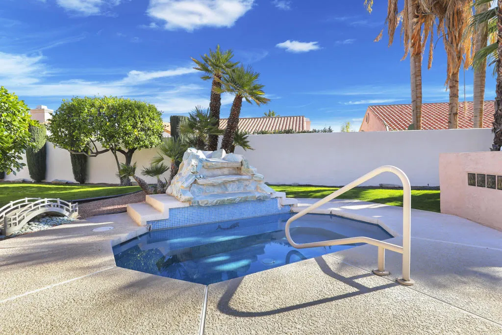56554 Avenida Del Sol, Cathedral City, California 92234 home-pic-36