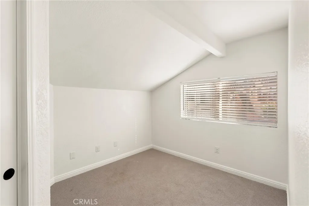 1375 Linsay, Escondido, California 92026 home-pic-37